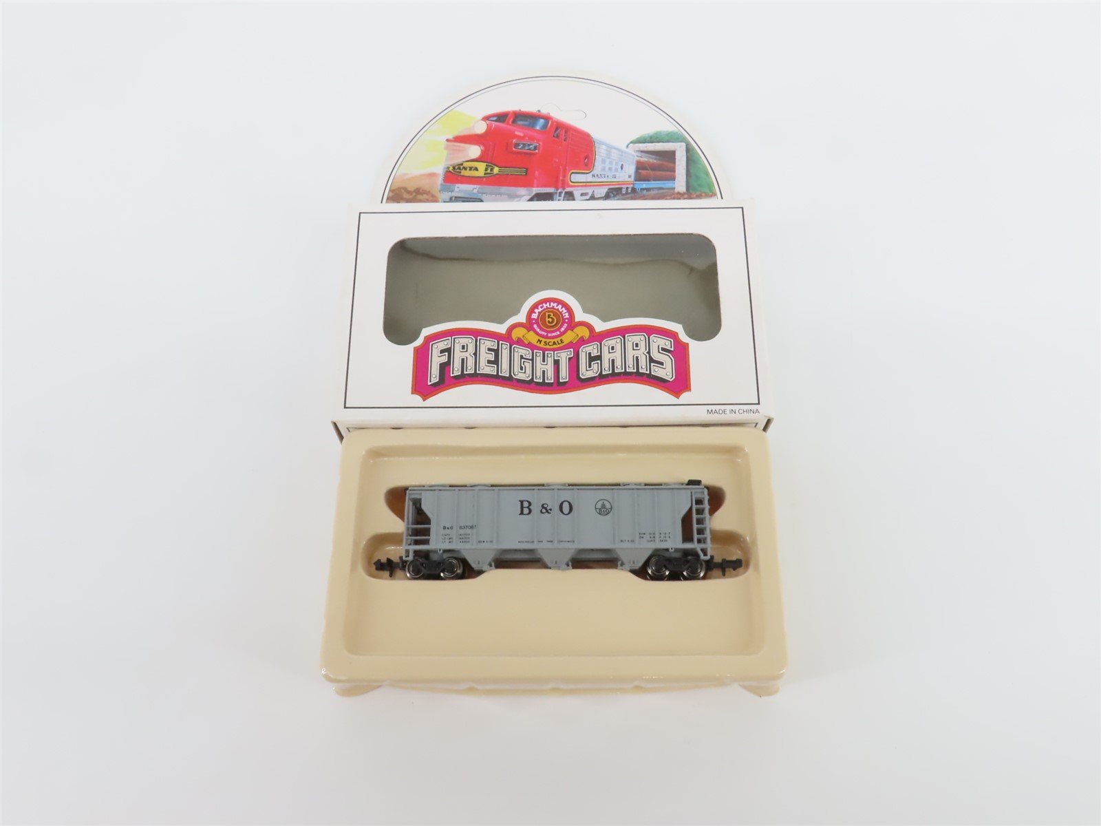 N Scale Bachmann 73660 B&O Baltimore & Ohio 3-Bay Covered Hopper #837082