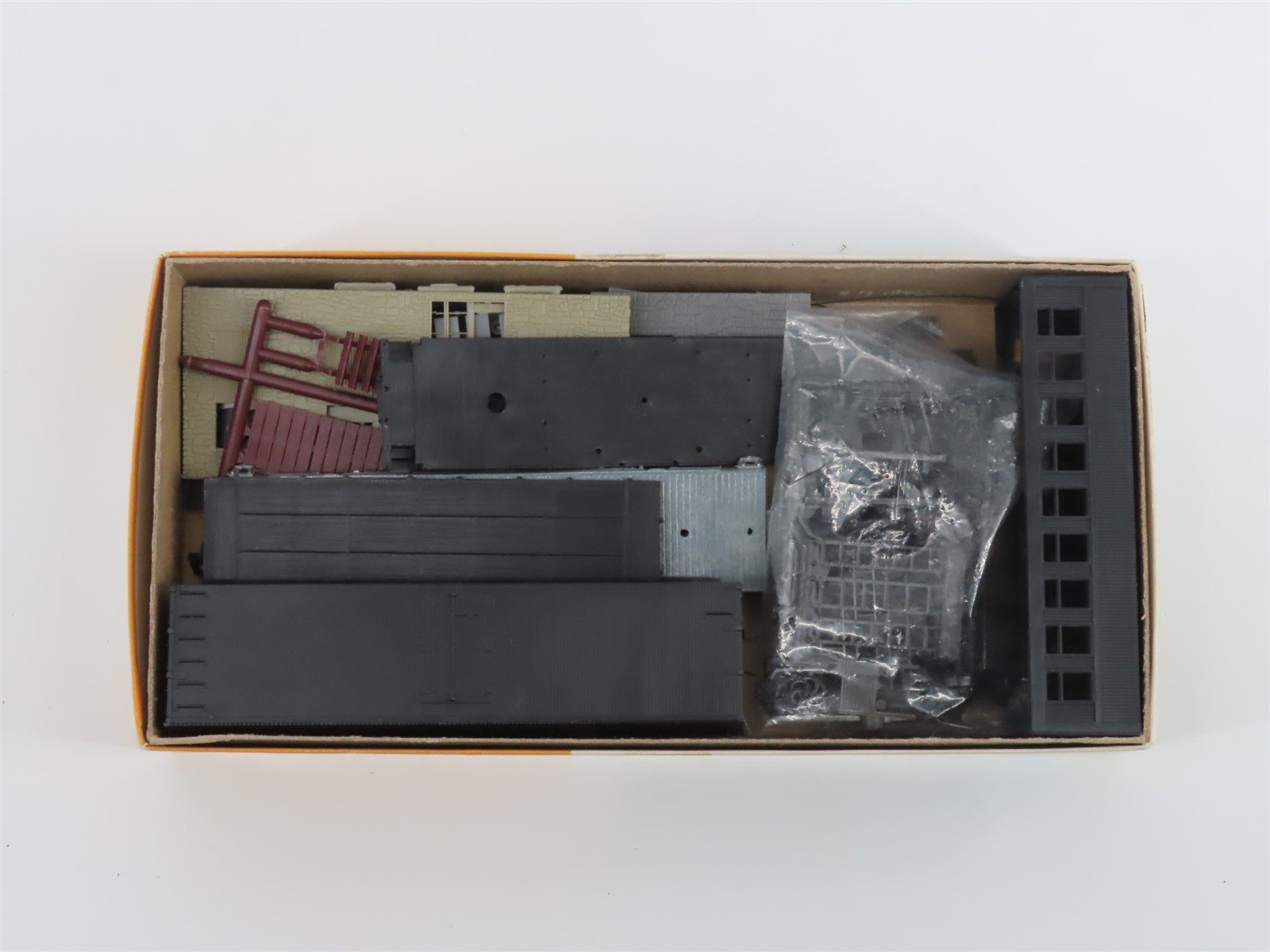 LOT of 11 HO 1/87 Scale Roundhouse Kits 1505 & 1506 Shanty Town Part 2 & 3