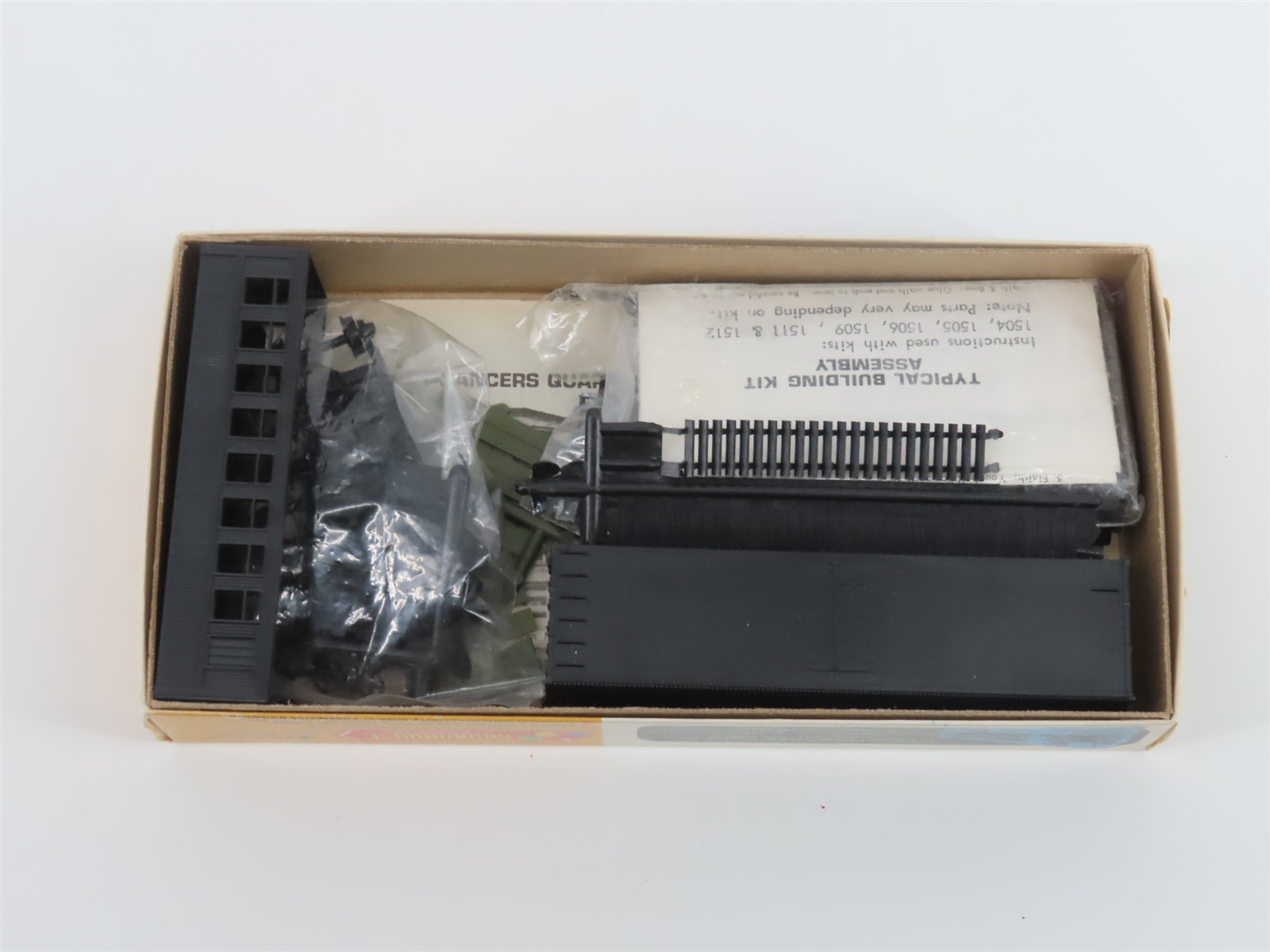 LOT of 11 HO 1/87 Scale Roundhouse Kits 1505 & 1506 Shanty Town Part 2 & 3