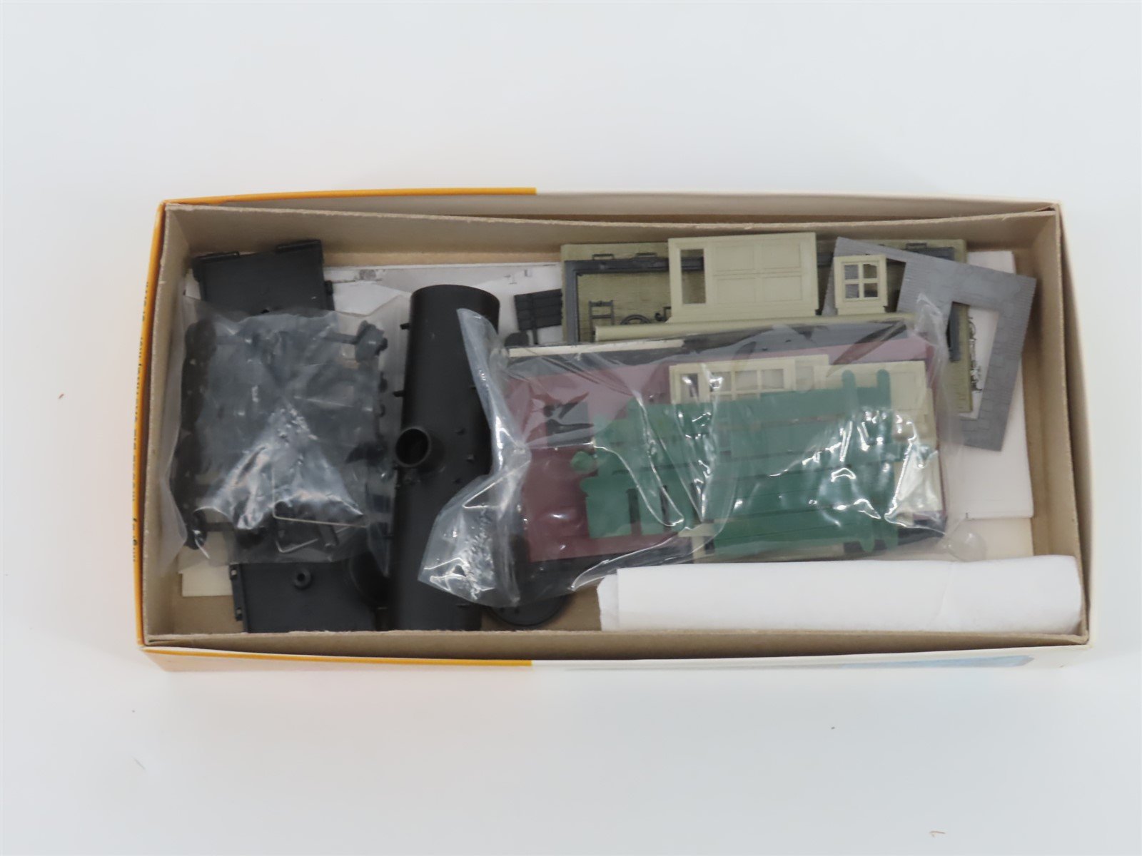 LOT of 11 HO 1/87 Scale Roundhouse Kits 1505 & 1506 Shanty Town Part 2 & 3