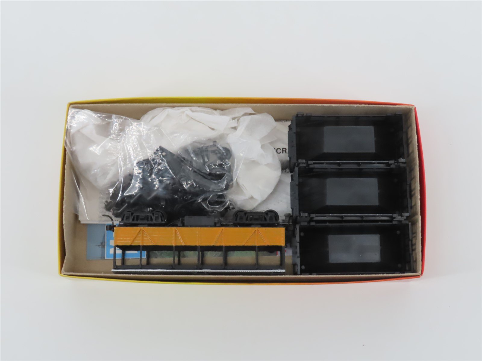 LOT of 15 HO Scale Roundhouse Kits Old Timer Flat Car, MOW, Wood Chip Car