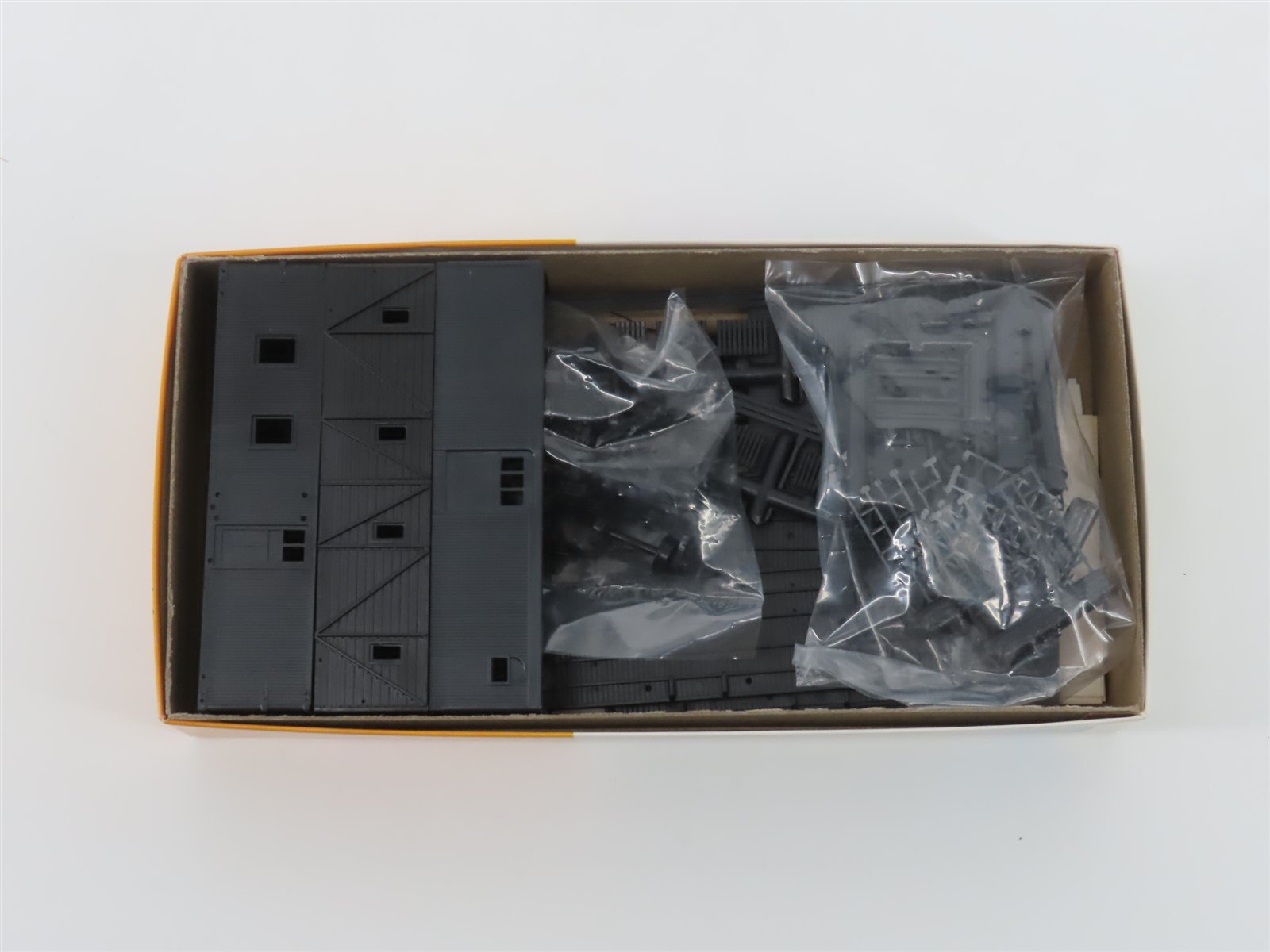 LOT of 15 HO Scale Roundhouse Kits Old Timer Flat Car, MOW, Wood Chip Car