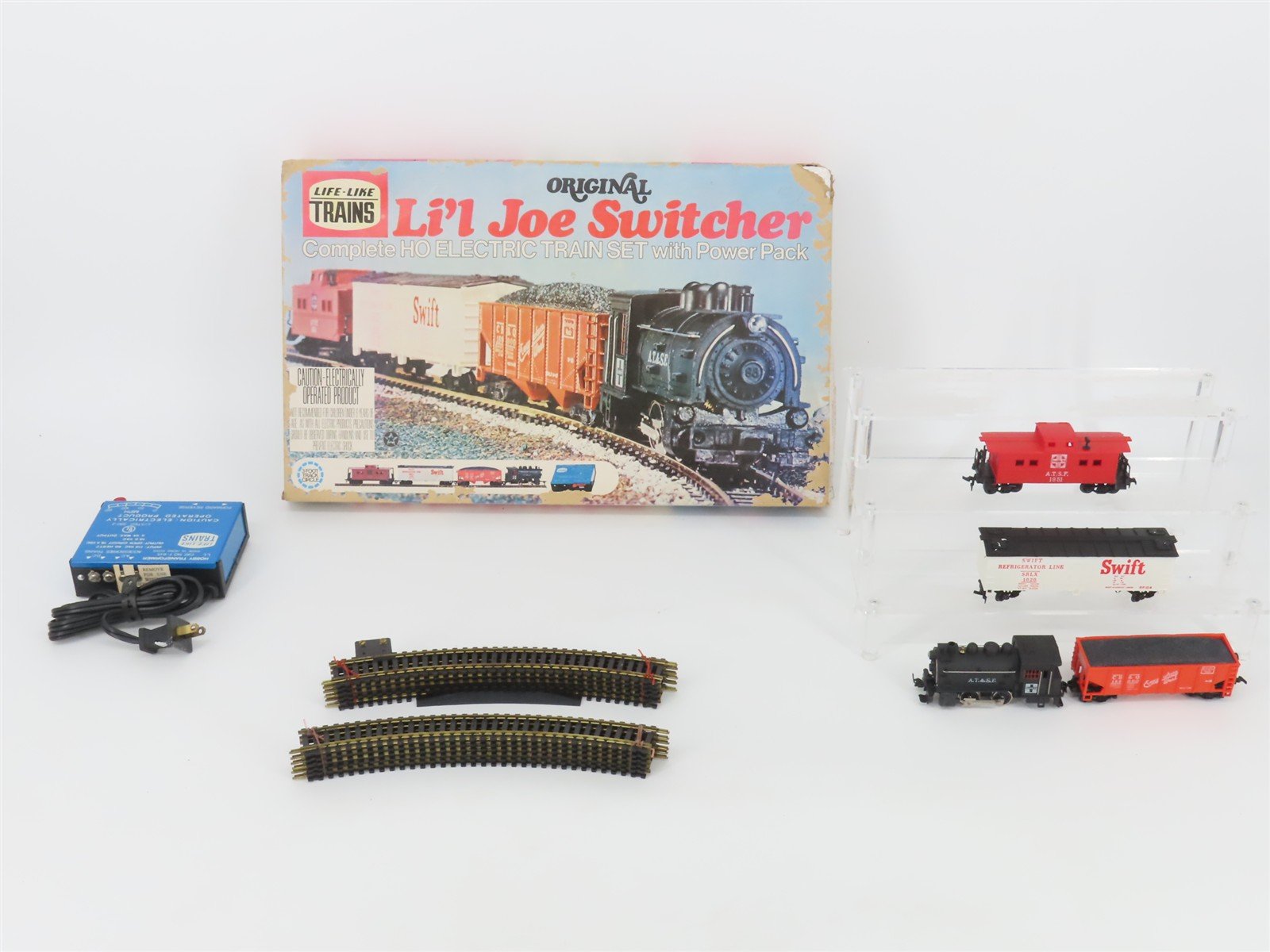 HO Scale Life-Like 08751 ATSF "Li'l Joe Switcher" 0-4-0 Steam Freight Train Set