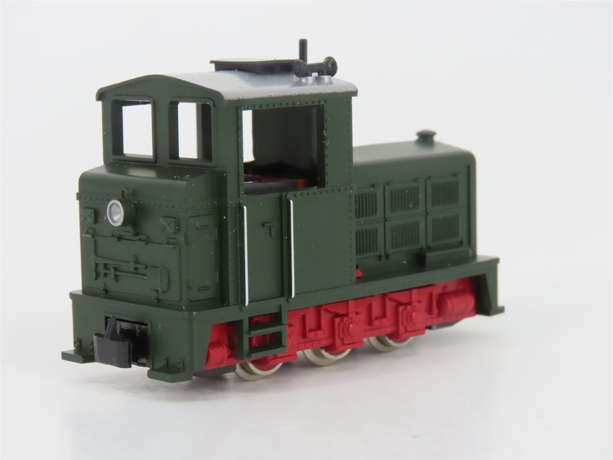 HOe Scale ROCO 31004 Unlettered European Diesel Switcher Freight Train Set