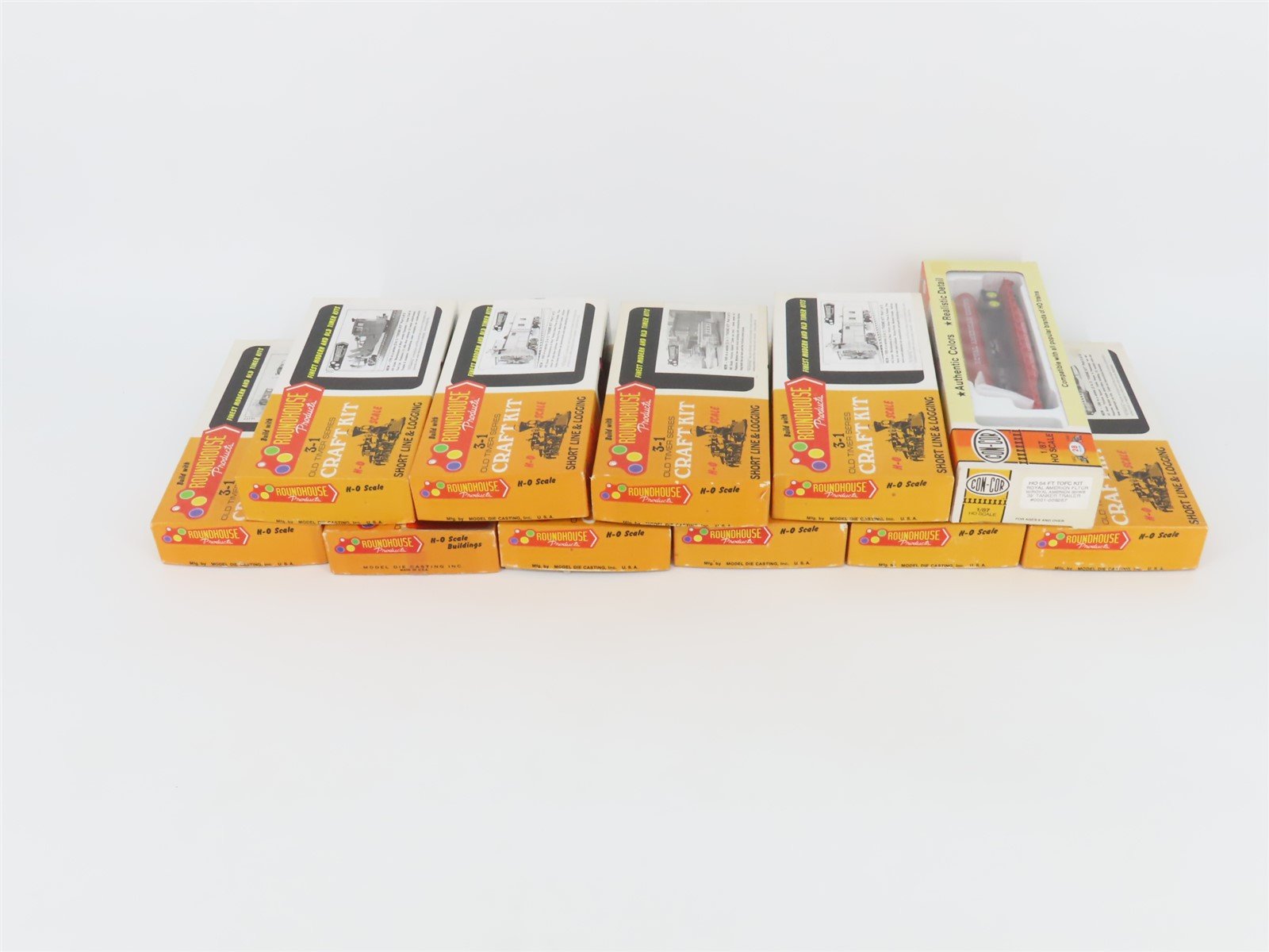 LOT of 11 HO Scale Roundhouse & Con-Cor Kits & RTR Freight, Passenger & Building