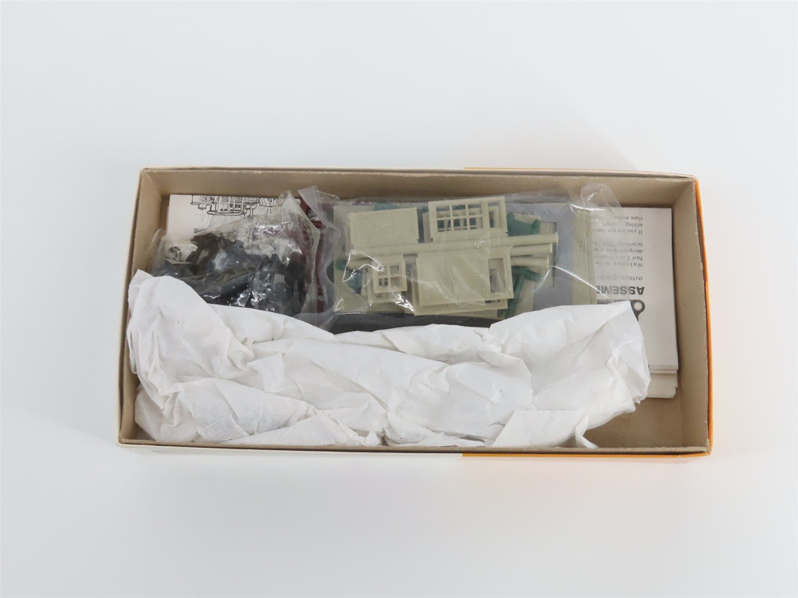 LOT of 8 HO Scale Roundhouse 1507 & 1509 (3 in 1) Old Timer 