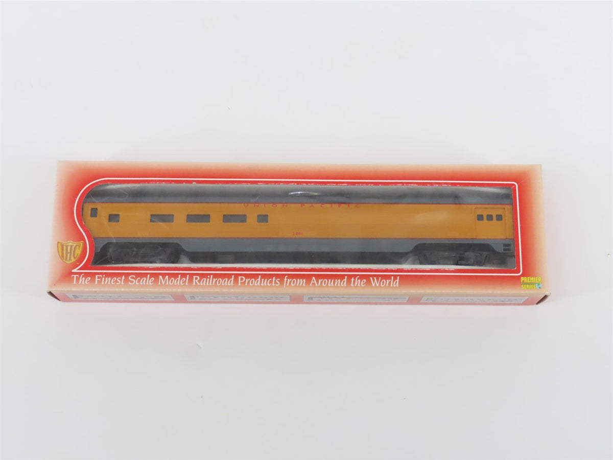 LOT of 11 HO Scale IHC UP Union Pacific Smooth &amp; Corrugated Side Passenger Cars