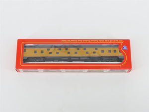 LOT of 11 HO Scale IHC UP Union Pacific Smooth & Corrugated Side Passenger Cars