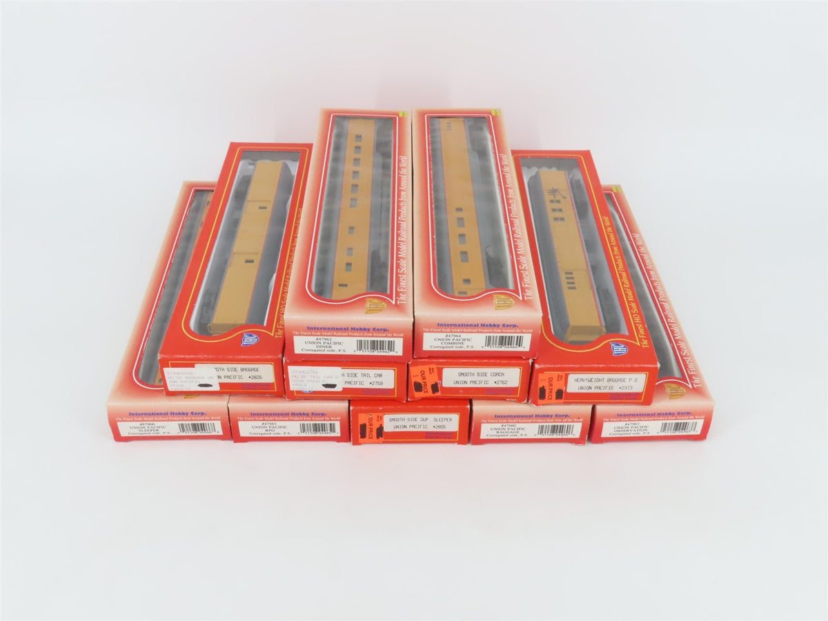 LOT of 11 HO Scale IHC UP Union Pacific Smooth &amp; Corrugated Side Passenger Cars