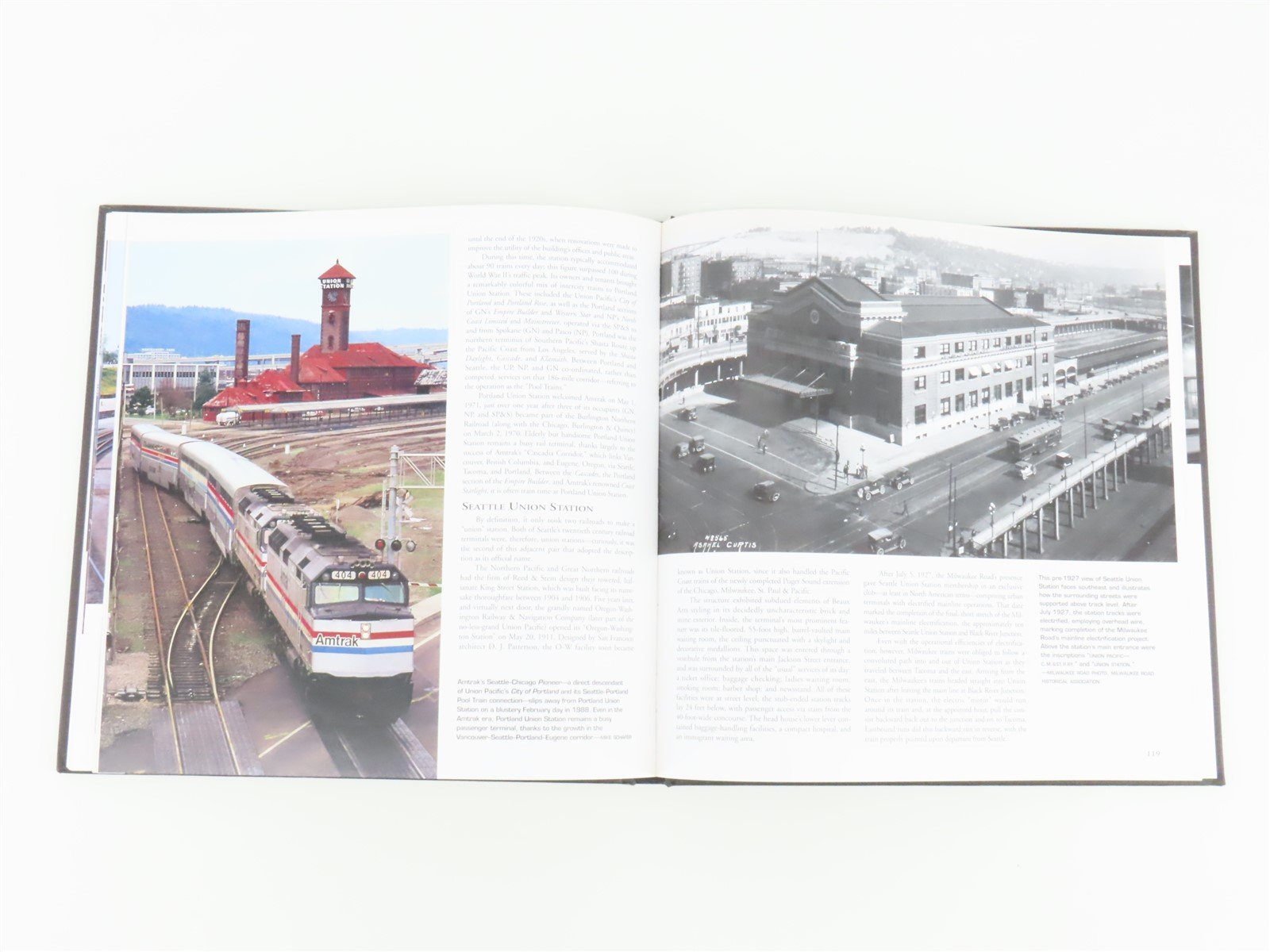 Classic American Railroad Terminals by Kevin J. Holland ©2001 HC Book