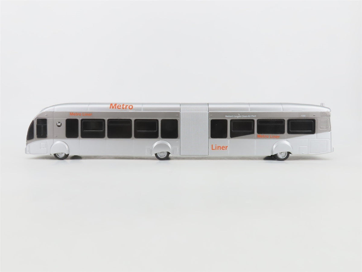 LA Metro Liner Articulated NABI Silver Plastic Bus #9200