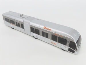 LA Metro Liner Articulated NABI Silver Plastic Bus #9200