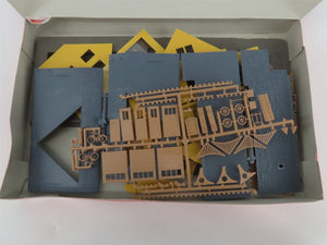 HO 1/87 Scale IHC Your Town U.S.A. Kit 807 Rico Station
