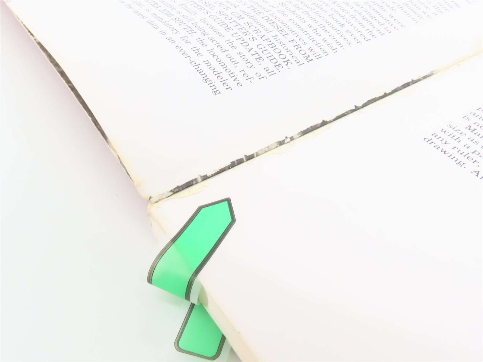 Diesel Locomotives Model Railroader Cyclopedia V. 2 by Bob Hayden ©1980 SC Book