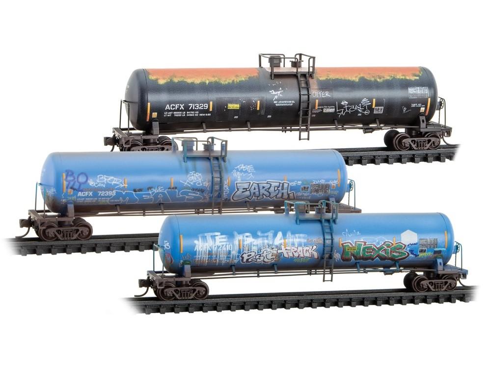 N Micro-Trains MTL 98305101 GE First Union/ex-ACFX Tank Cars 3-Pack w/ Graffiti