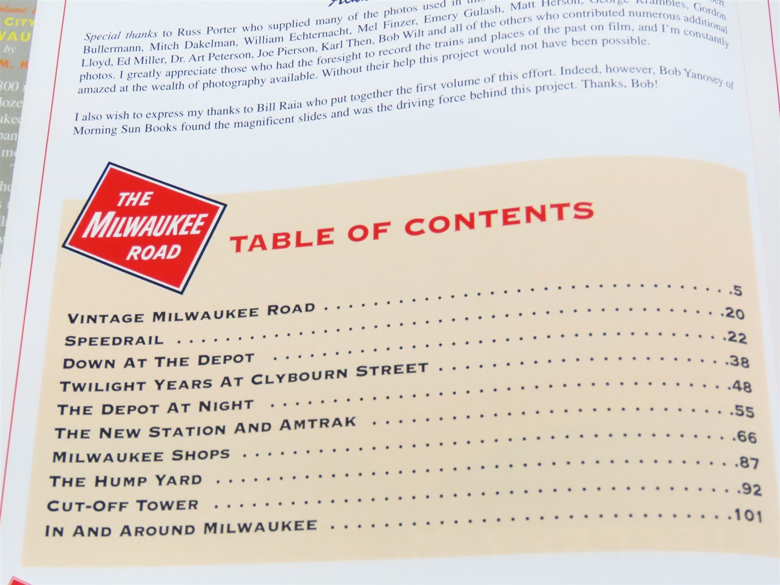 Morning Sun: The Milwaukee Road In Color V. 2: The City Of Milwaukee by Koeller