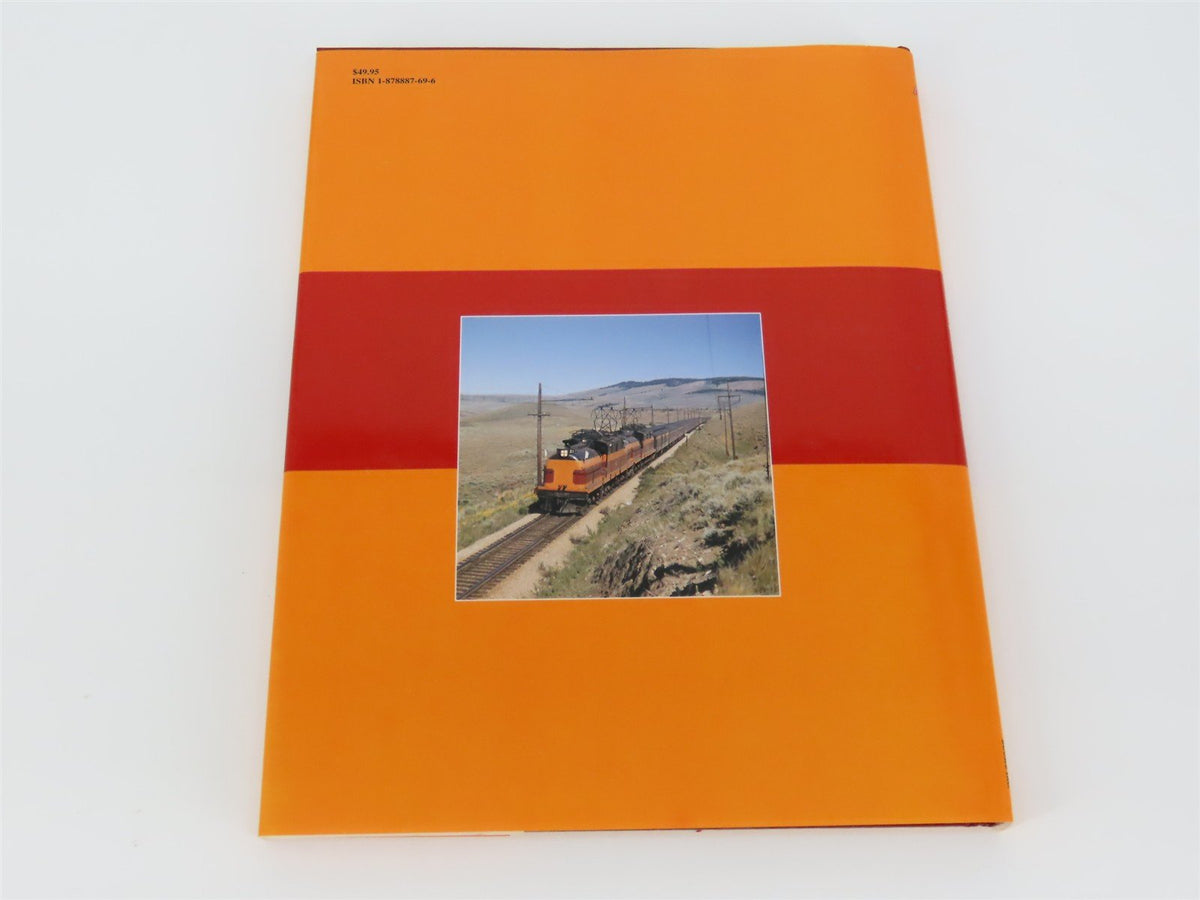 Morning Sun: Under Milwaukee Wires The Color Photography of Goodrich &amp; Janssen