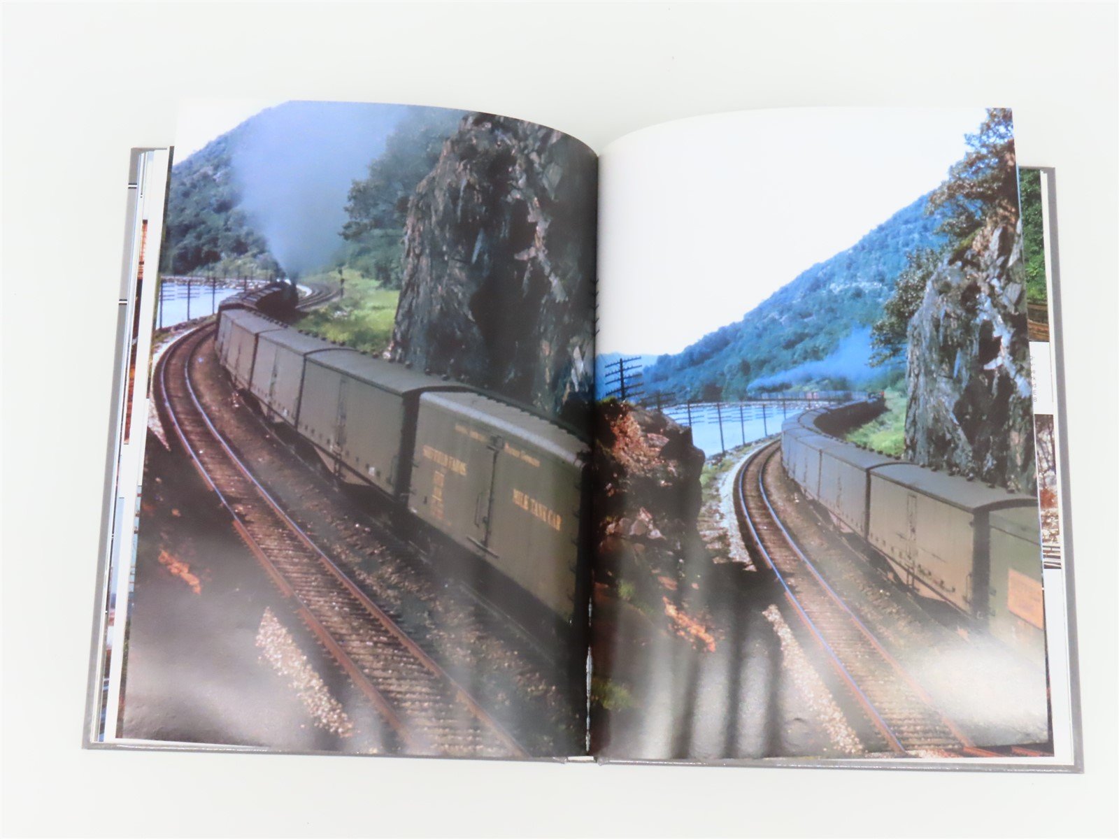 New York Central Color Pictorial Volume Two by David R. Sweetland ©2002 HC Book
