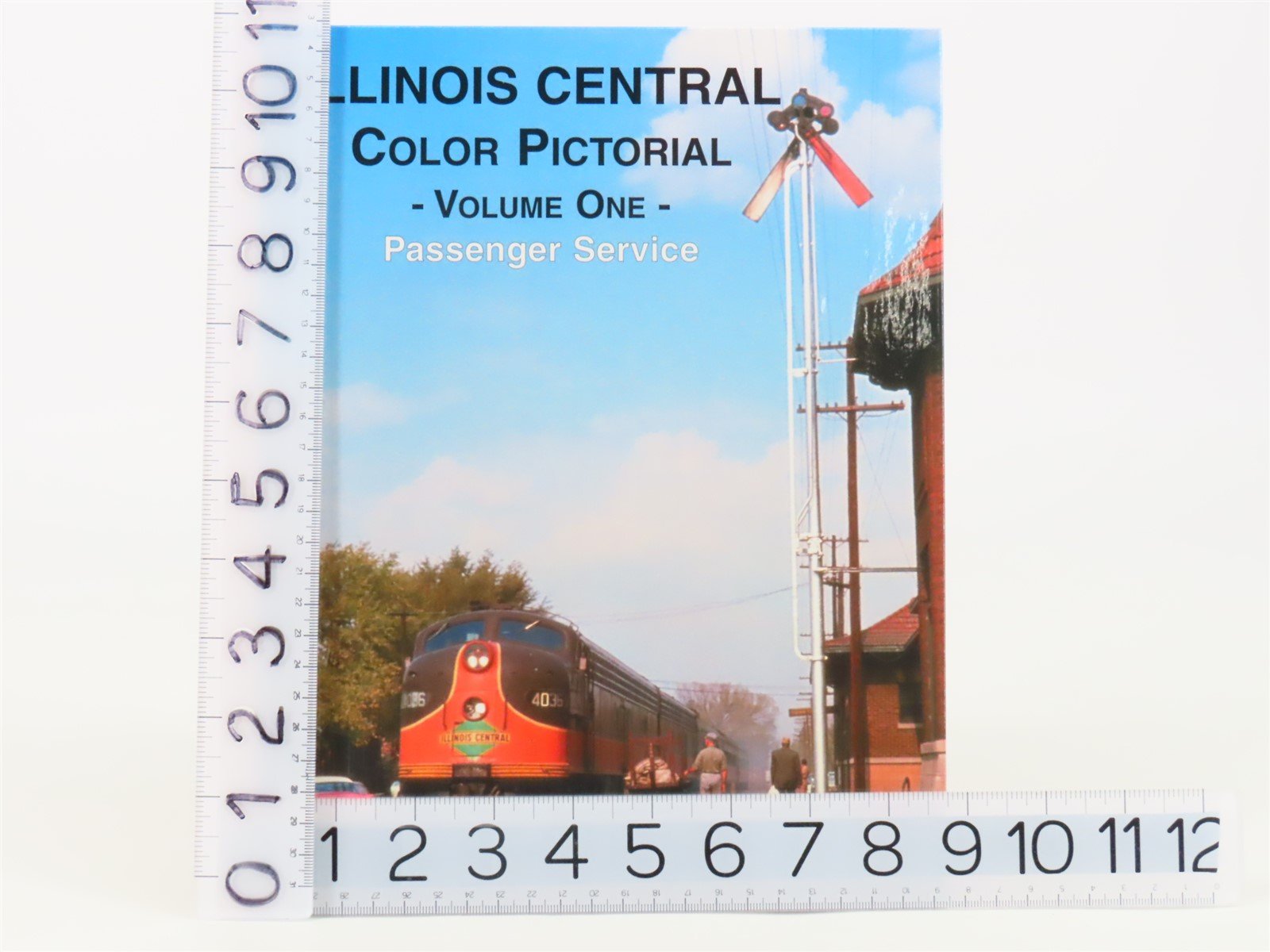 Illinois Central Color Pictorial V. One Passenger Service by Downey ©2002 HC Bk