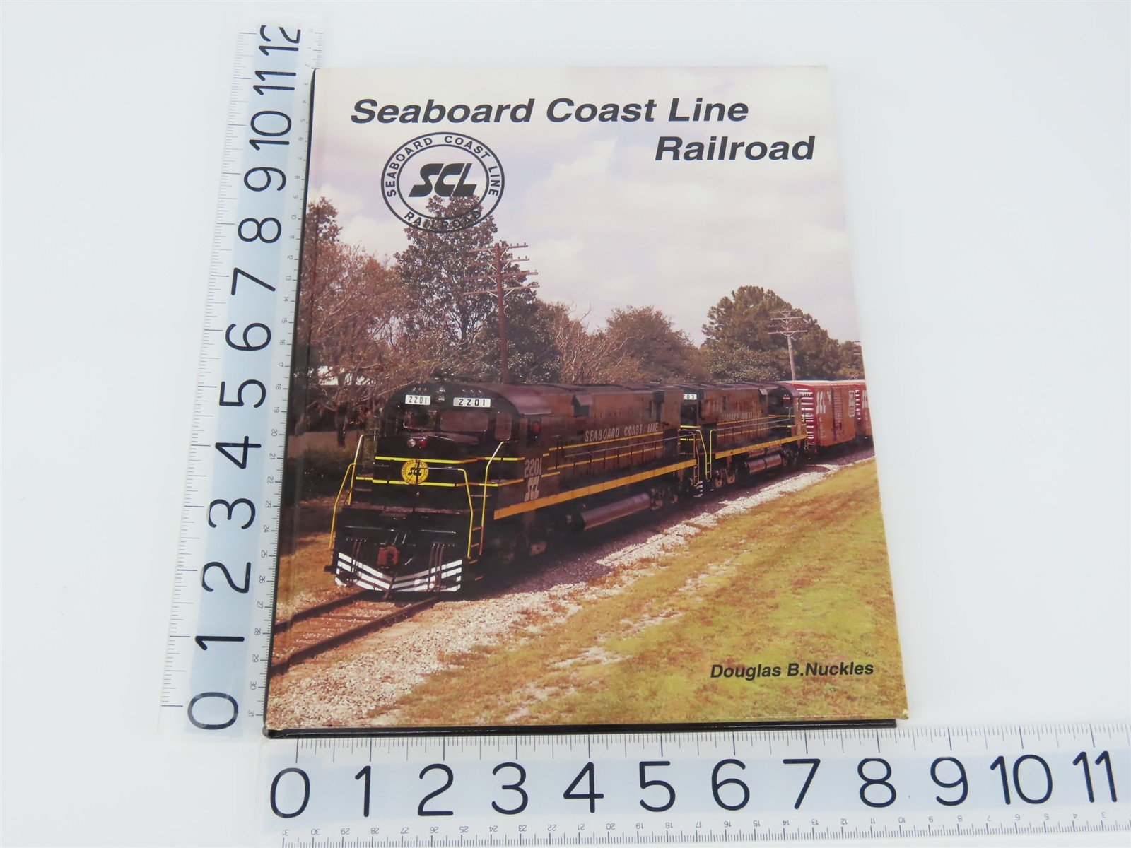 Seaboard Coast Line Railroad by Douglas B. Nuckles ©1995 HC Book
