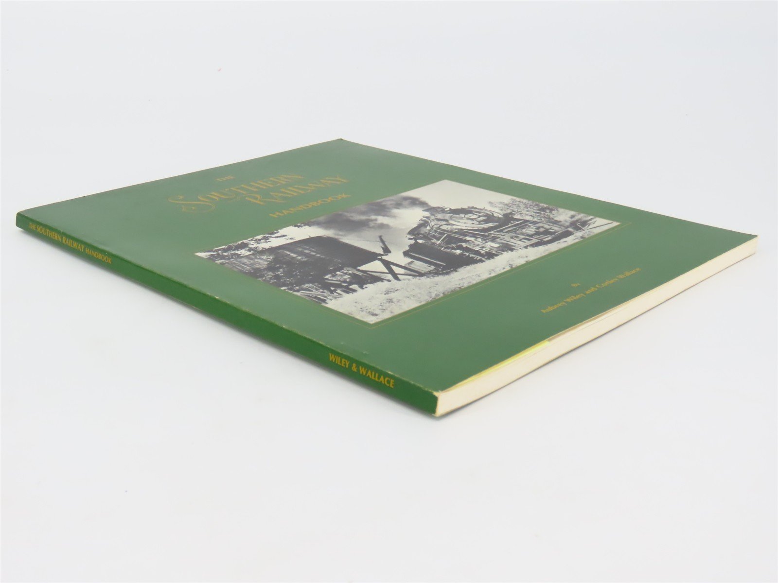 The Southern Railway Handbook by Aubrey Wiley & Conley Wallace ©1983 SC Book