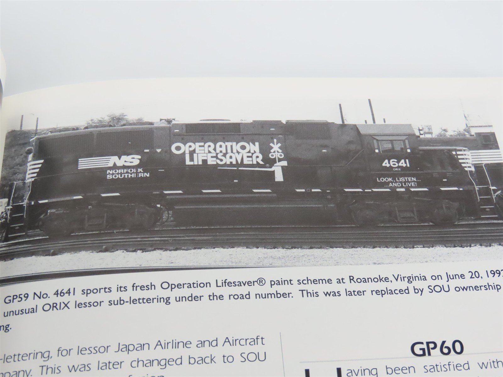 Norfolk Southern Diesel Locomotives by Chris R. Toth ©1995 HC Book