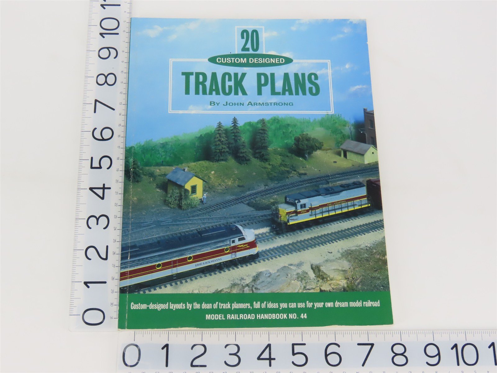 Model Railroad Handbook No. 44 - 20 Custom Designed Track Plans by Armstrong