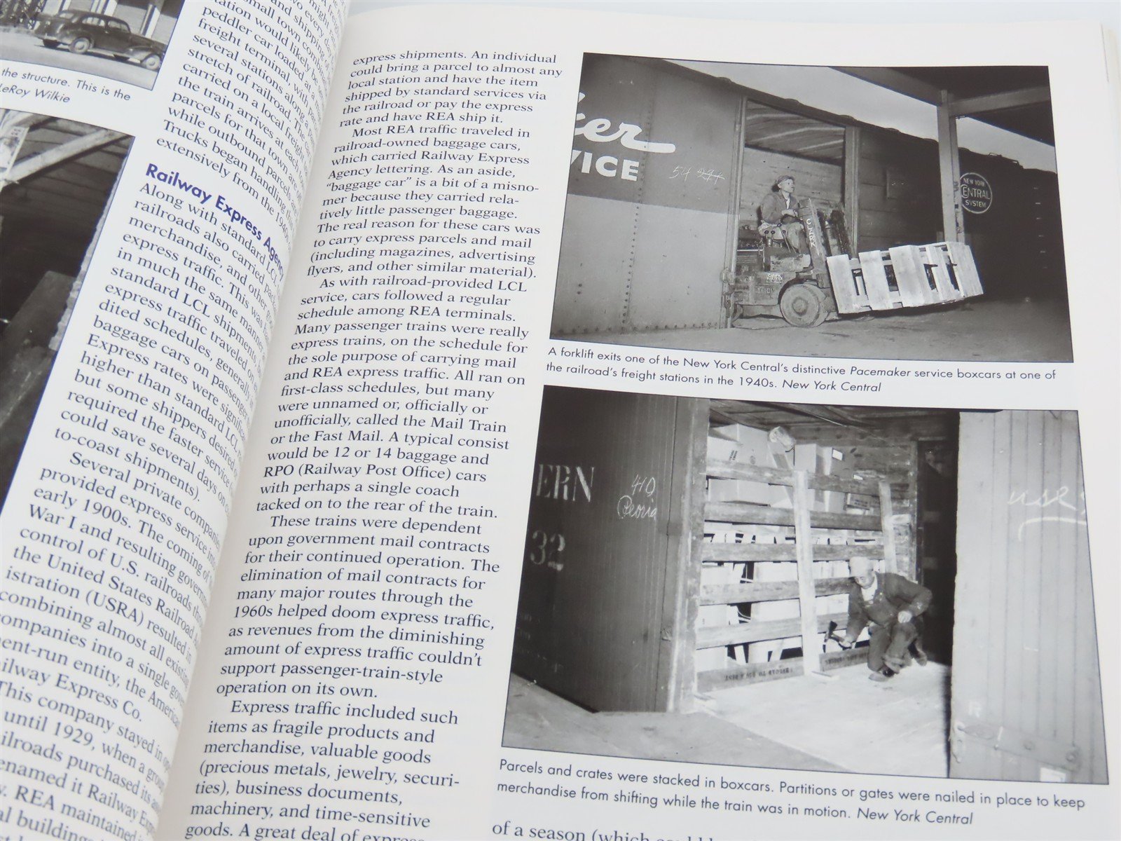 Model Railroader Books: Guide To Trackside Structures by Jeff Wilson ©2011 SC Bk