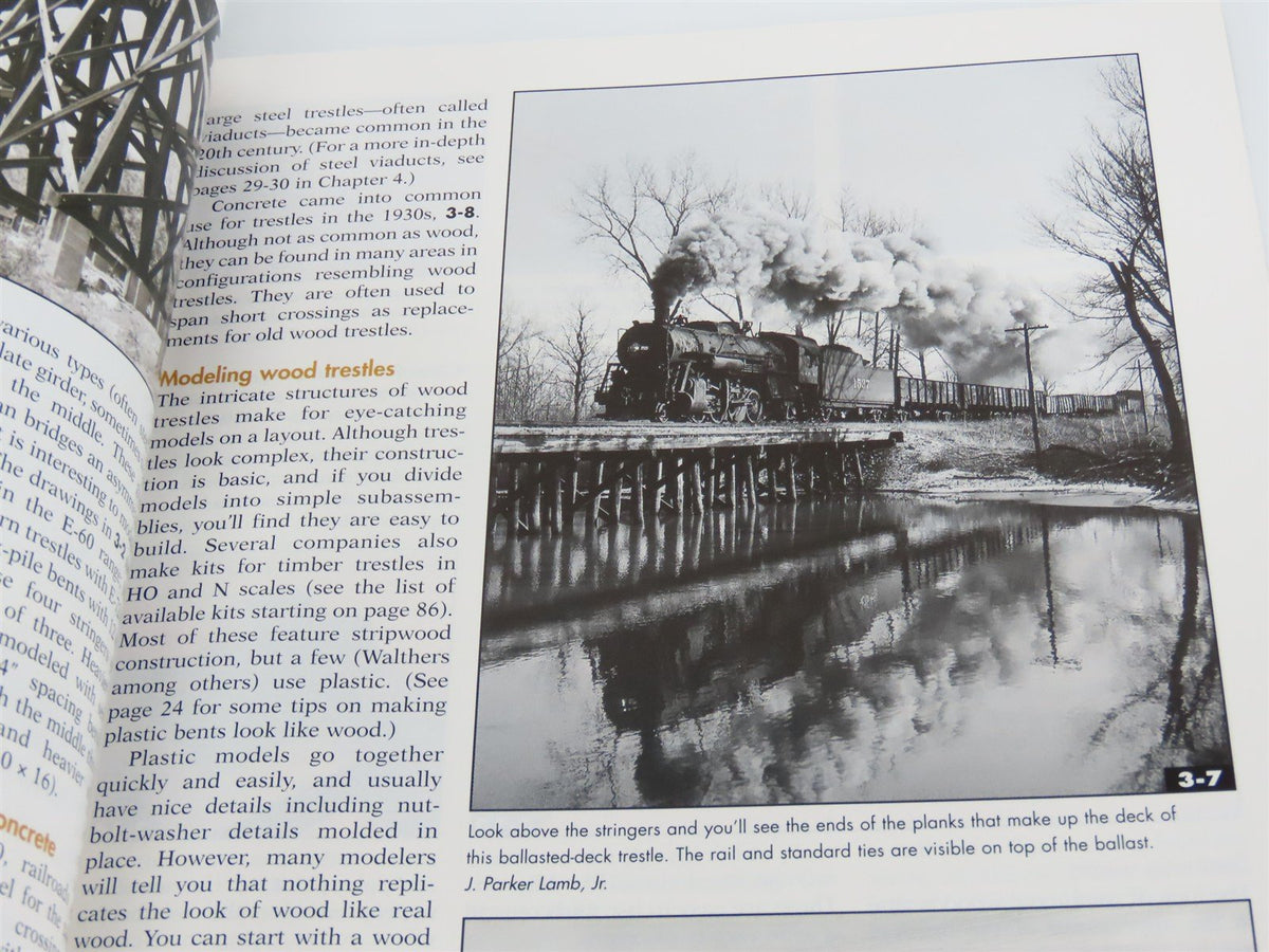 Model Railroader Books: Guide To Bridges, Trestles &amp; Tunnels by Jeff Wilson SC