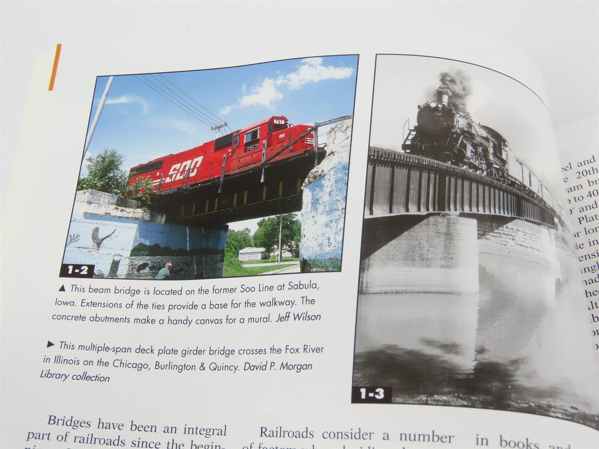 Model Railroader Books: Guide To Bridges, Trestles &amp; Tunnels by Jeff Wilson SC