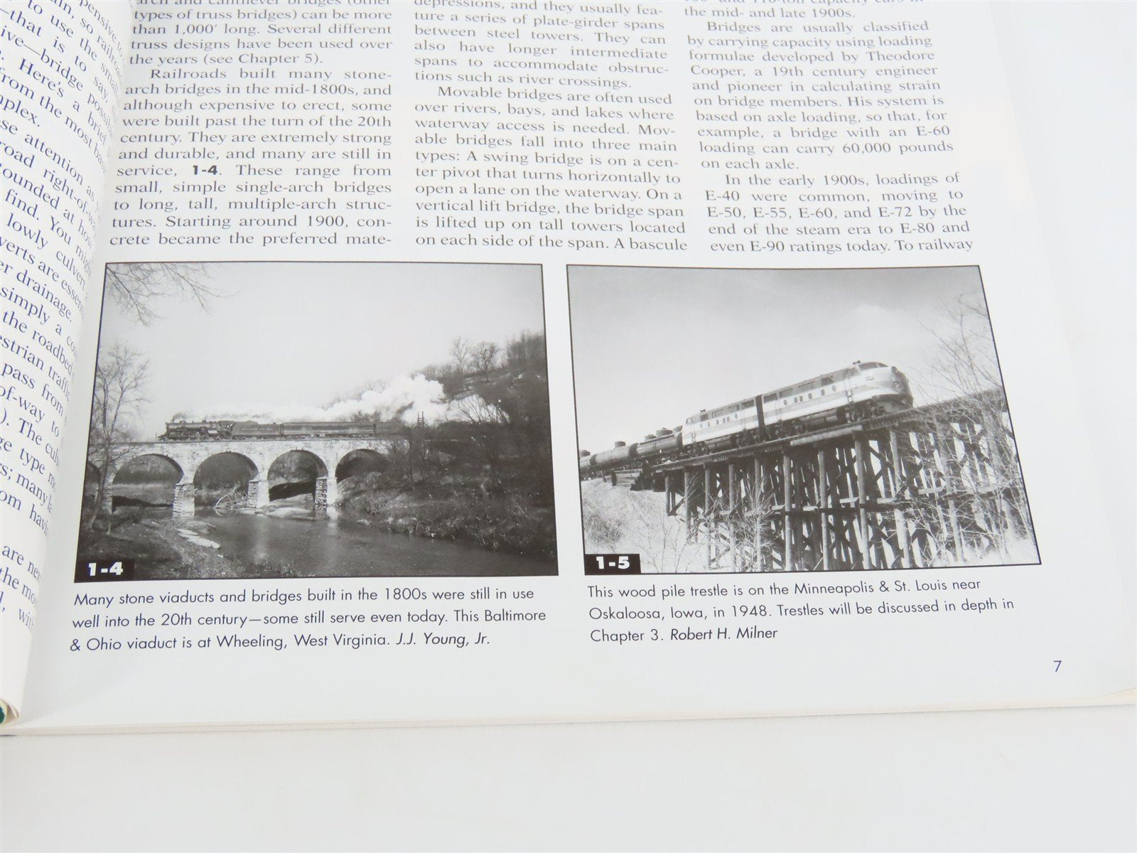 Model Railroader Books: Guide To Bridges, Trestles & Tunnels by Jeff Wilson SC