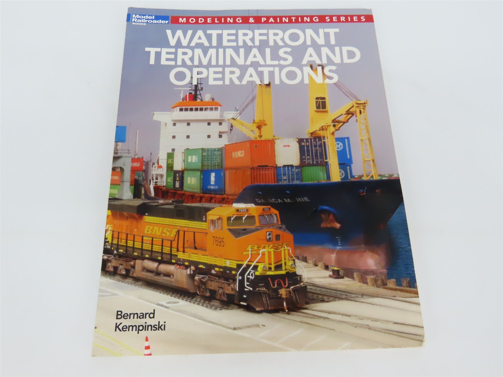 Model Railroader Books: Waterfront Terminals & Operations by Bernard Kempinski