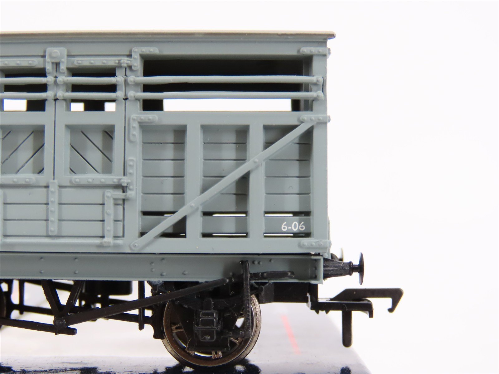 OO Bachmann Branch-Line 37-701 LMS 1OT Cattle Wagon
