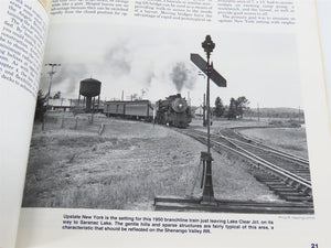 Model Railroad Handbook No. 29 Walkaround Model Railroad Track Plans by Mitchell