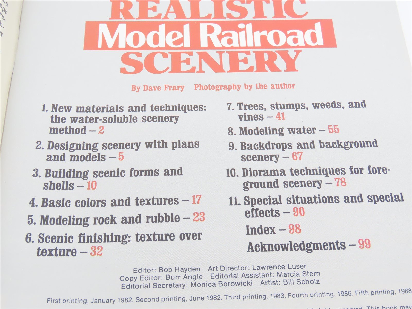 How To Build Realistic Model Railroad Scenery by Dave Frary ©1988 SC Book