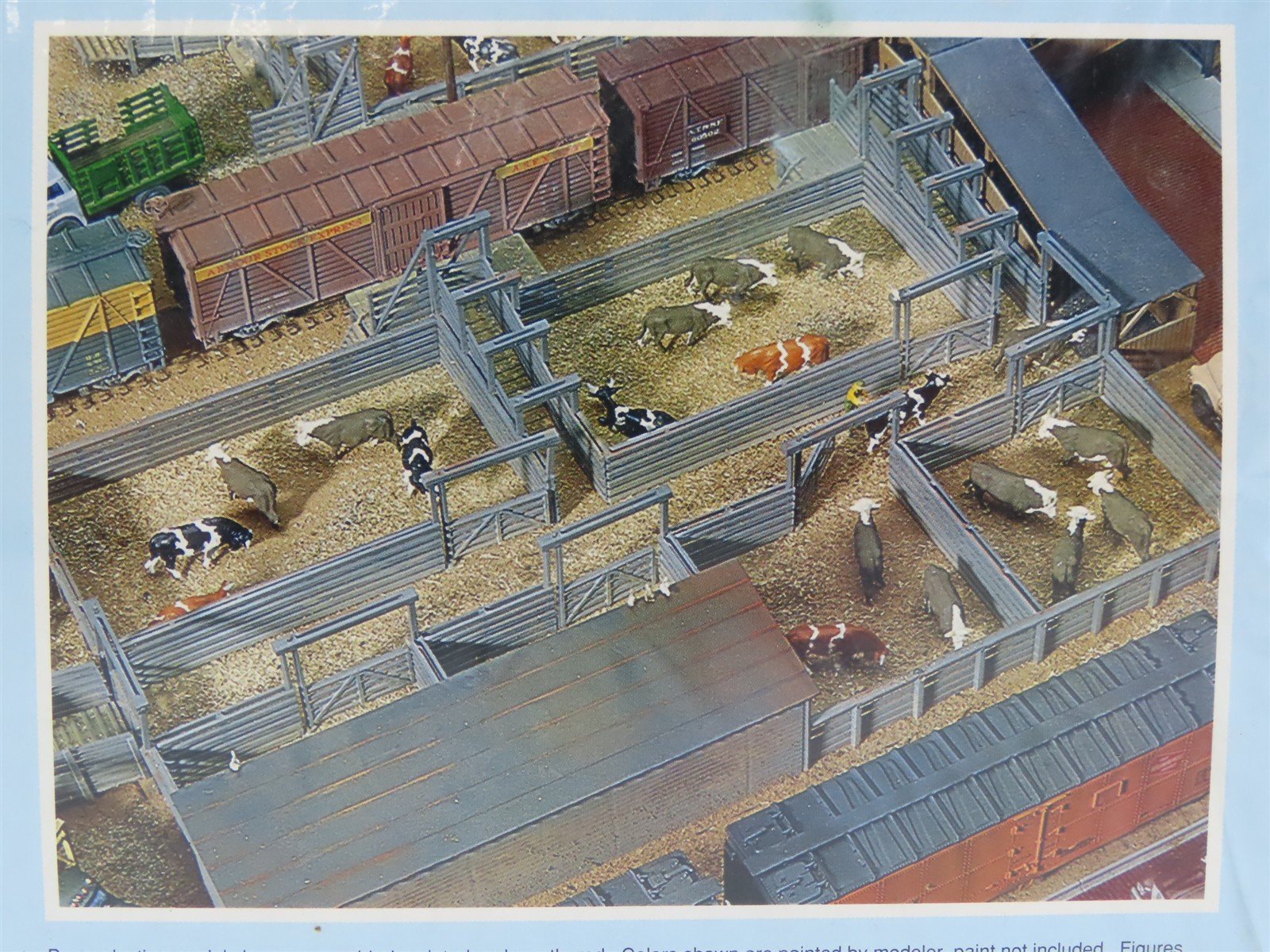 HO Scale Walthers Cornerstone 933-3047 Stock Yard Kit