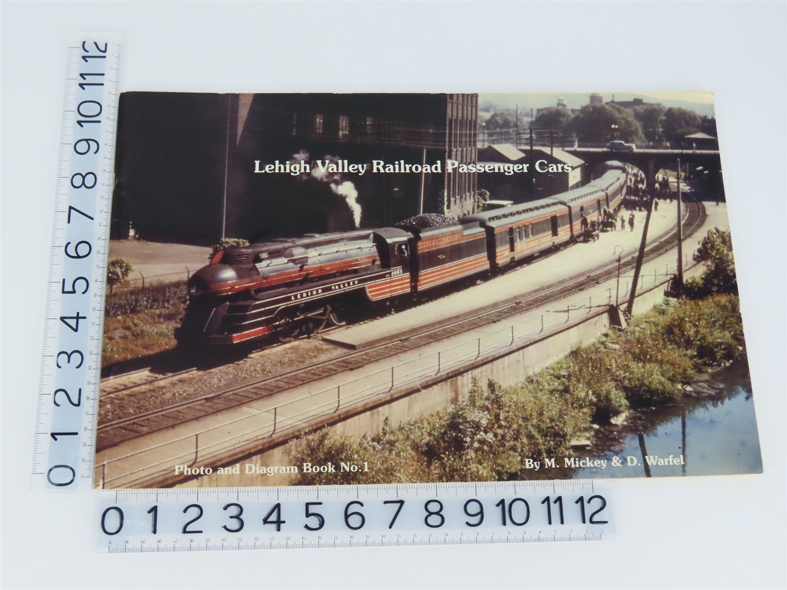 Lehigh Valley Railroad Passenger Cars Photo & Diagram Book No. 1 ©1980 SC Book