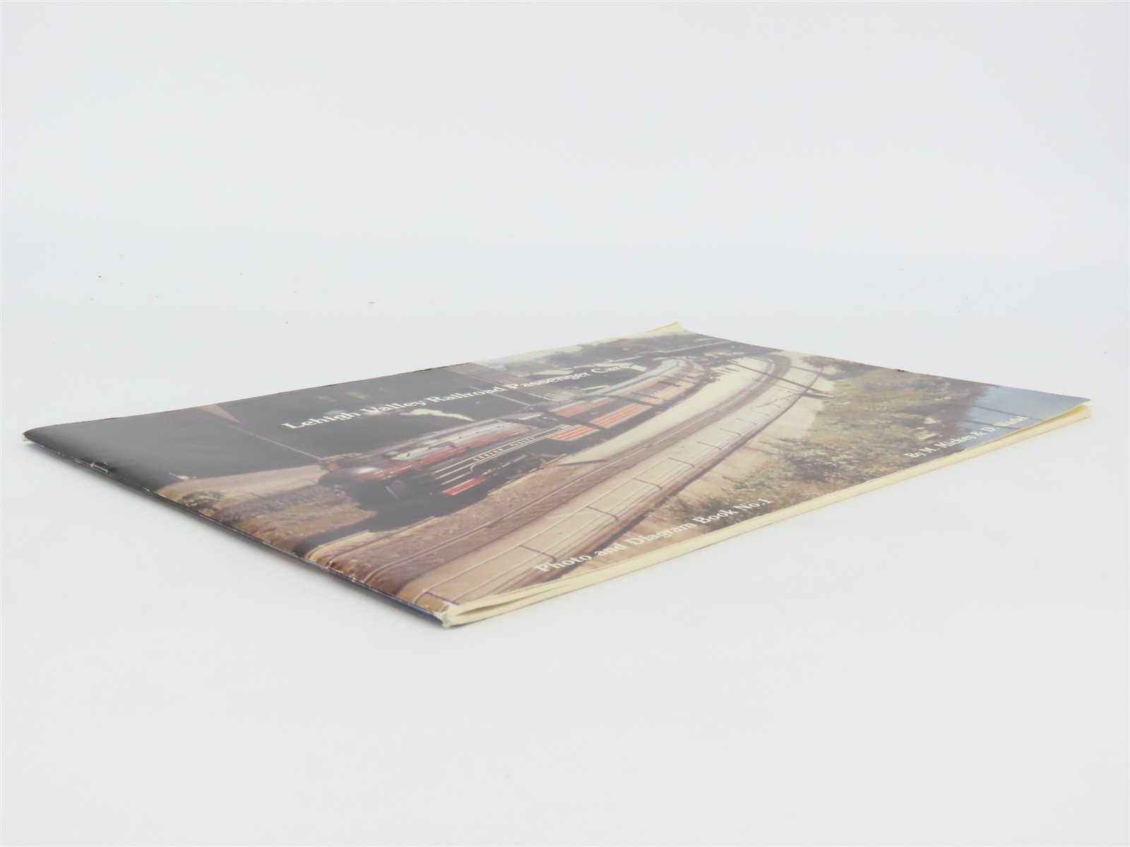 Lehigh Valley Railroad Passenger Cars Photo & Diagram Book No. 1 ©1980 SC Book