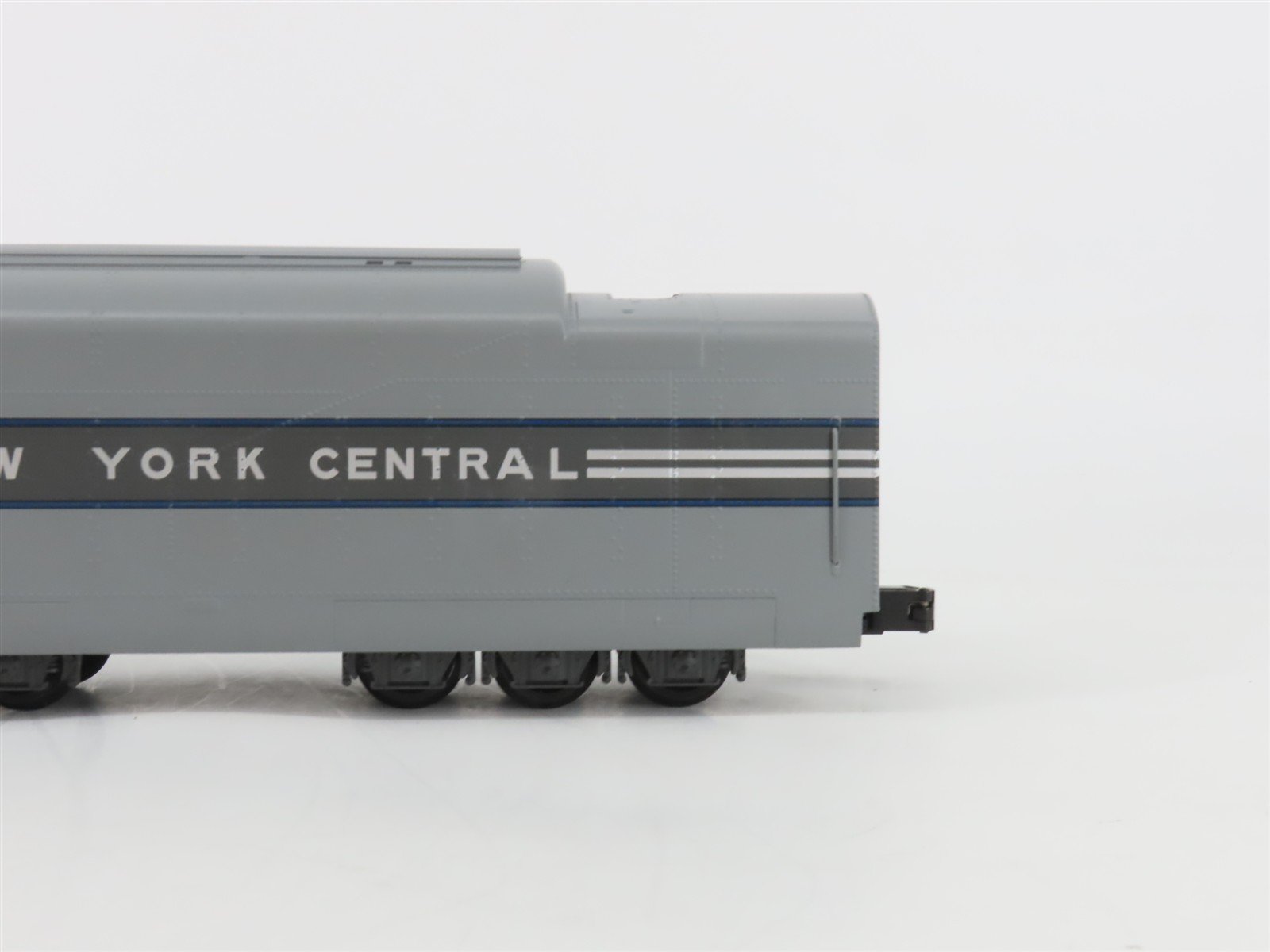 O Gauge 3-Rail MTH 20-3045-1 NYC 4-8-4 Dreyfuss Steam Loco #5445 DOES NOT RUN