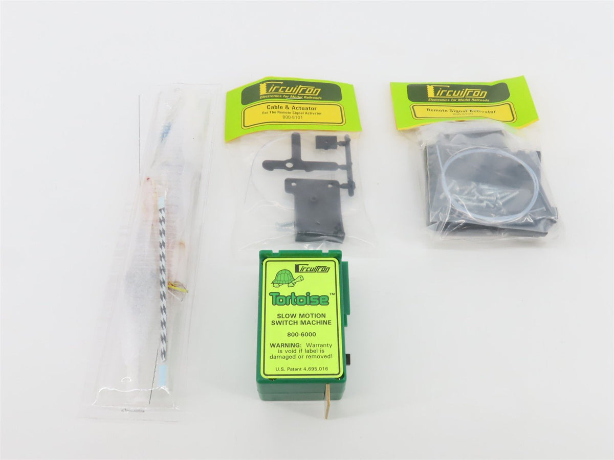 HO Tomar H-863 Brass Crossing Signals w/ Gates + Circuitron, Remote &amp; Cable