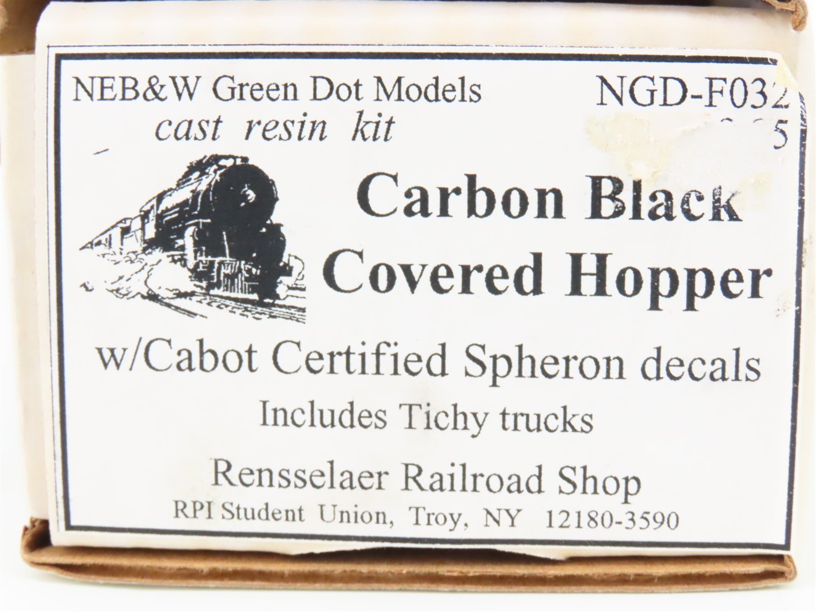 HO Scale NEB&W Green Dot Models Kit #NGD-F032 Cabot 3-Bay Covered Hopper