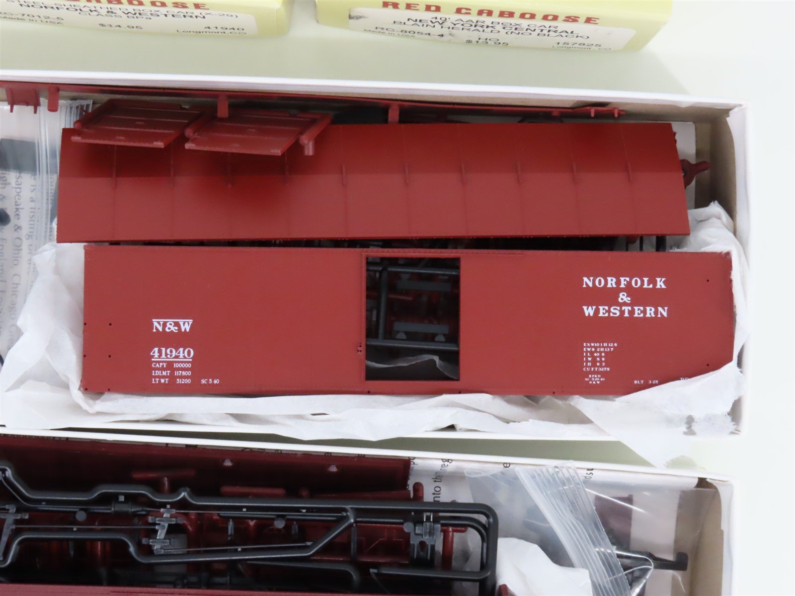 LOT of 5 HO Scale Red Caboose Kits NYC/P&LE/WP/SP&S/NW Box Cars