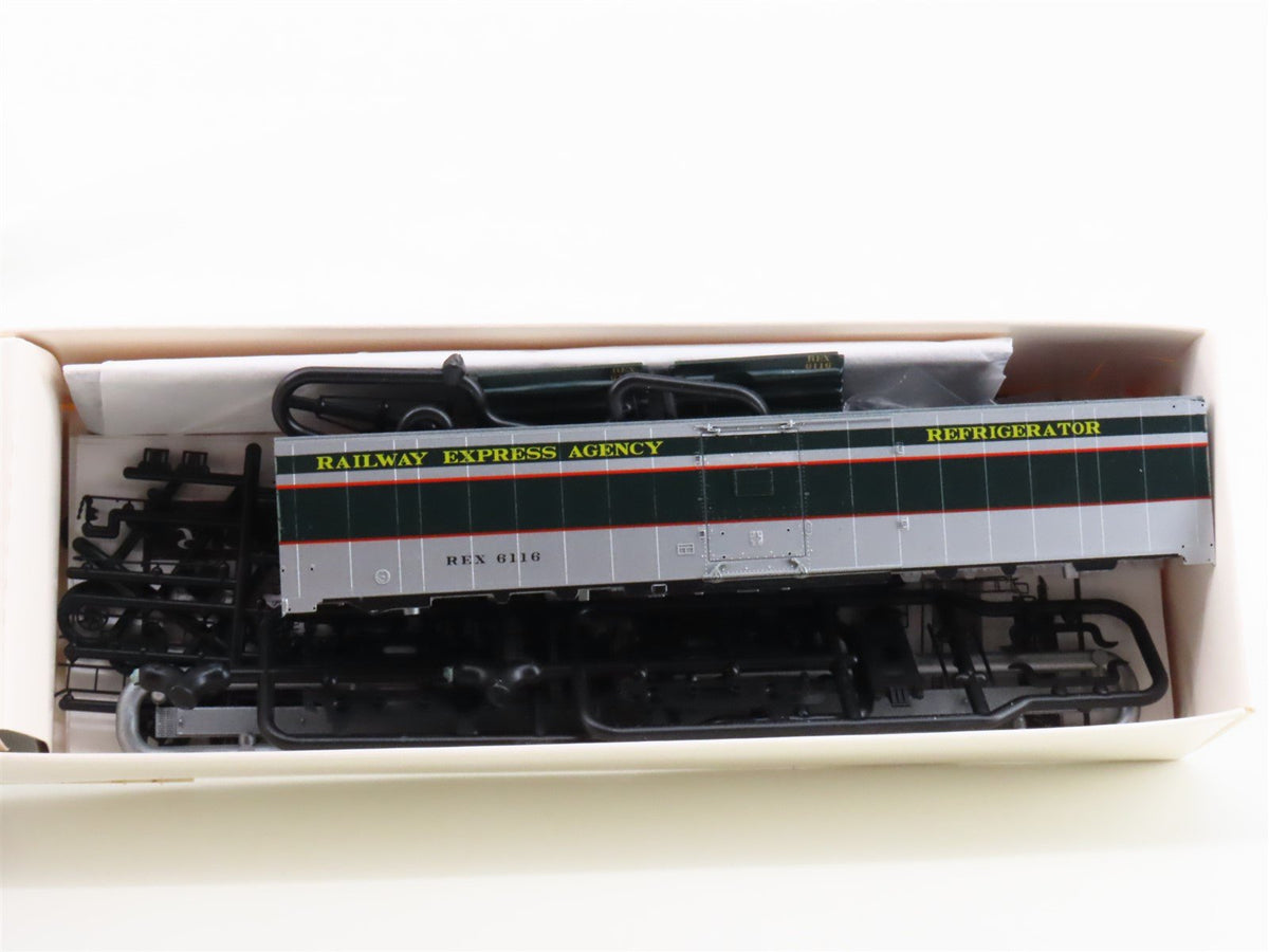HO Branchline Blueprint Series Kit 2504 REX Railway Express Agency Reefer #6116