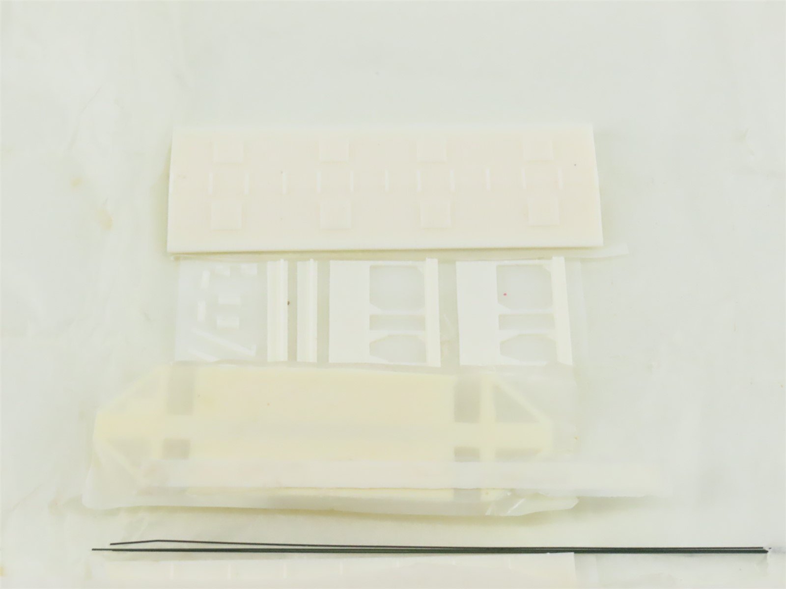 HO Scale Funaro & Camerlengo Kit 6370 National Plate Glass 2-Bay Hopper