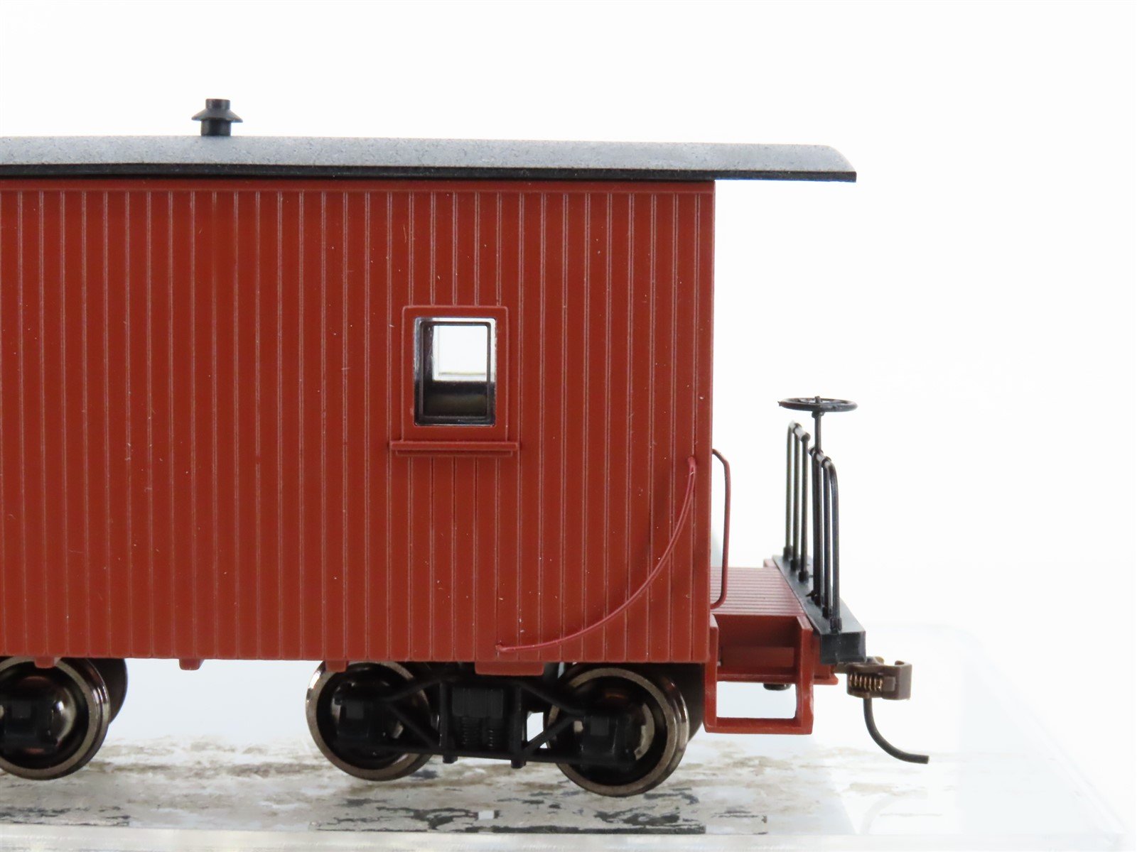 On30 Scale Spectrum 27798 Unlettered Caboose