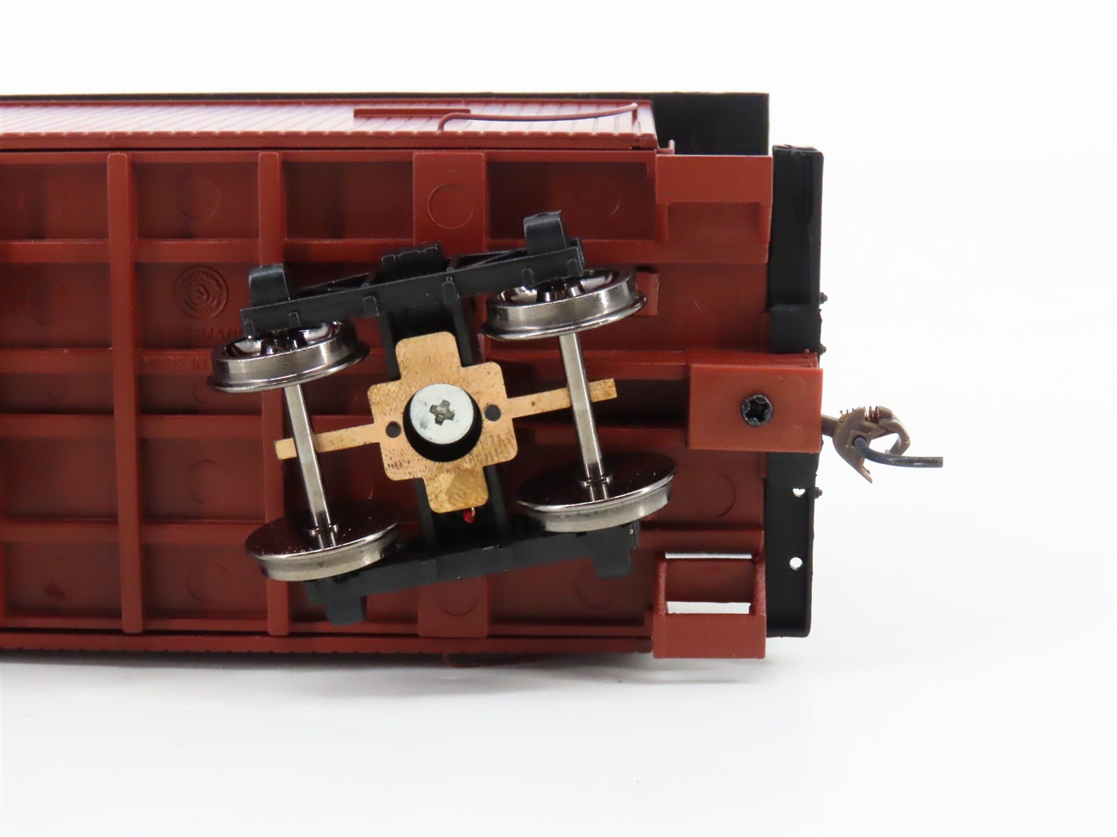 On30 Scale Spectrum 27798 Unlettered Caboose