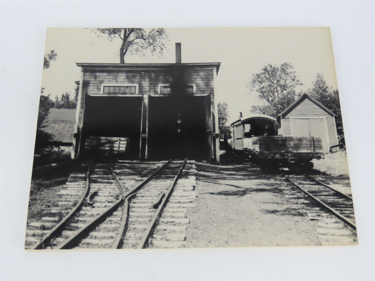 Structures Of The Maine Two-Footers Volume II by Peter S. Barney ©1988 SC Book