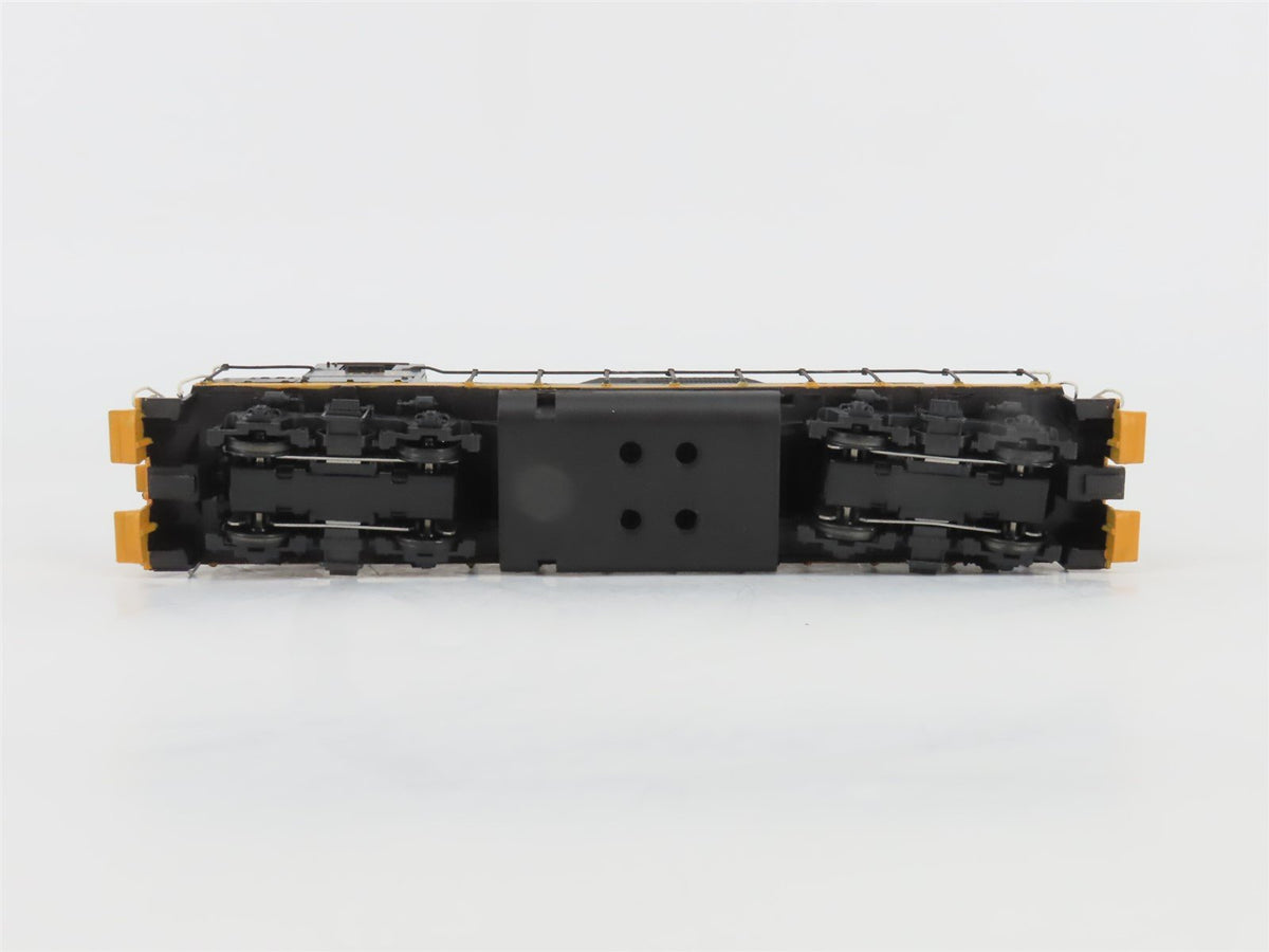 HO Scale Athearn 4200 D&amp;RGW Rio Grande GP35 Diesel #3050 - Custom - Unpowered