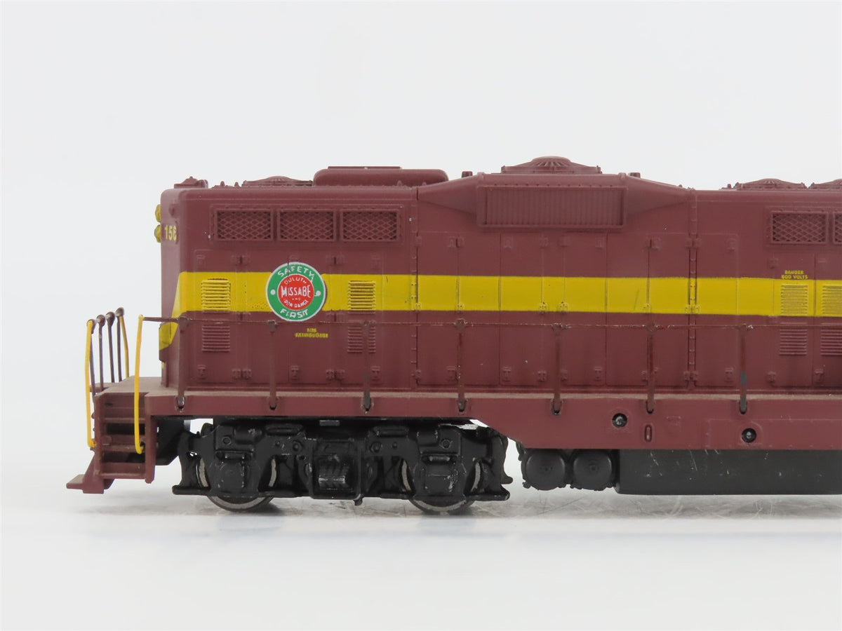 HO Scale Athearn Bev-Bel 1518 DM&amp;IR Missabe Road EMD GP9 Diesel # #156