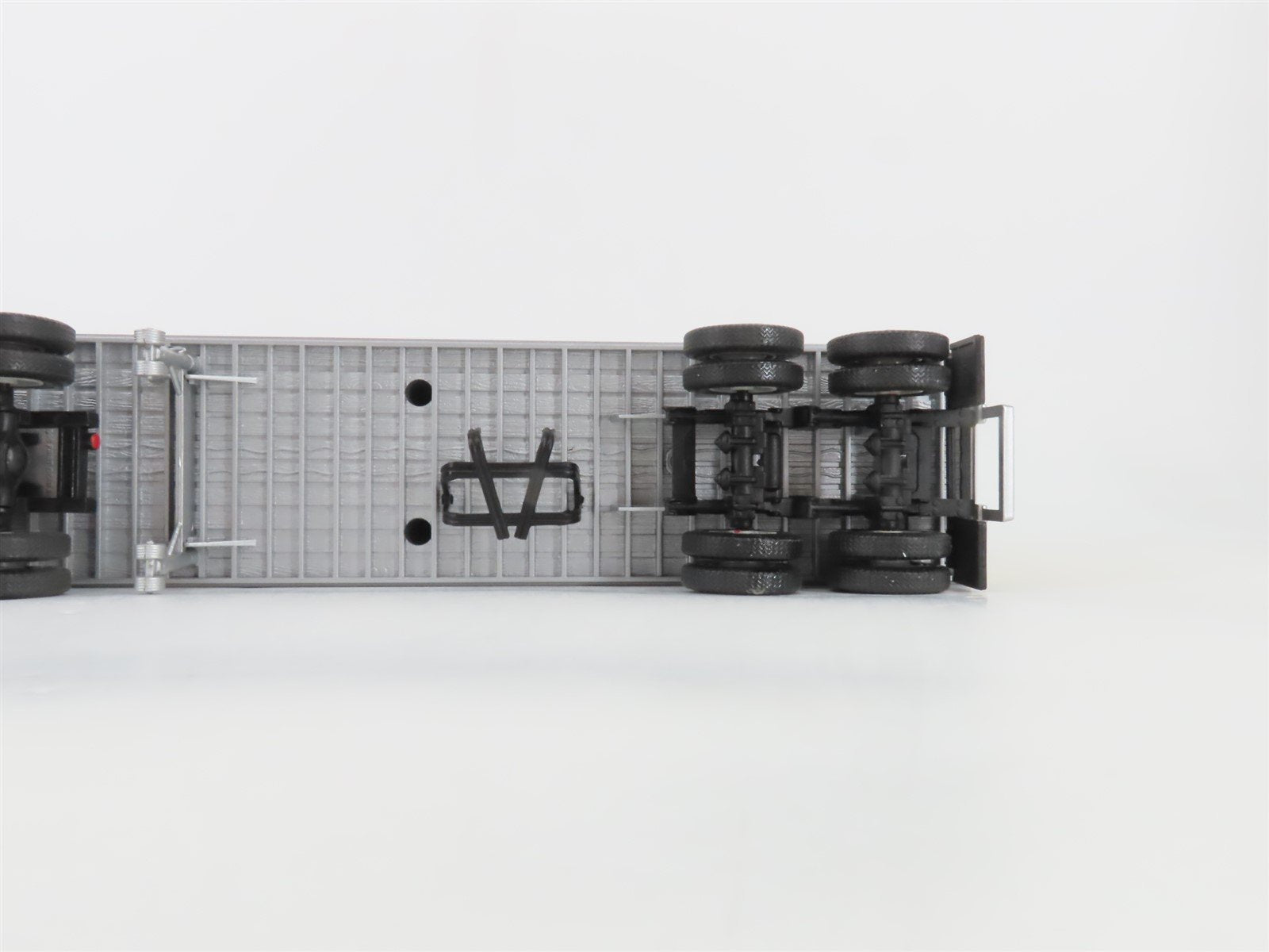 1:34 Scale First Gear #19-1965 Die-Cast UP Union Pacific RF-200 Tractor Trailer